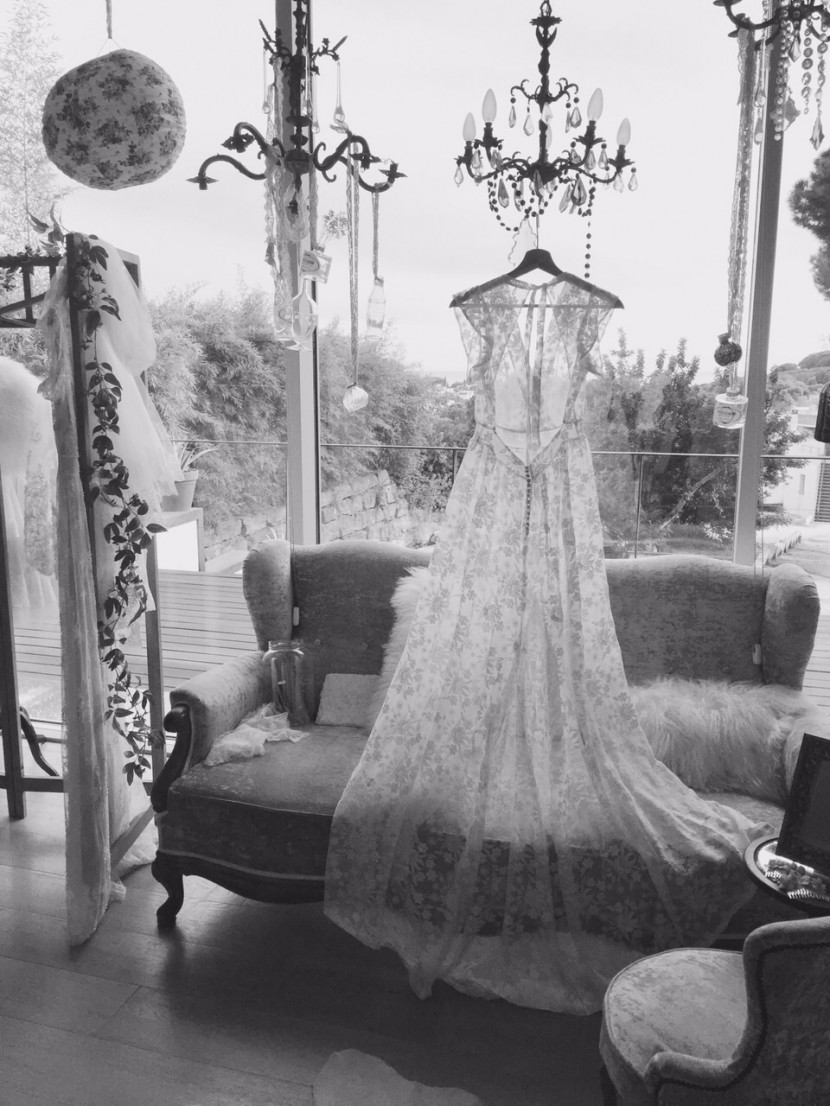 20150225073045-830x1106